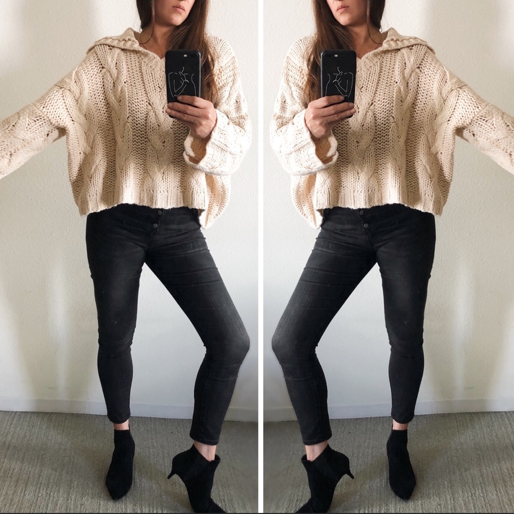 CABLE KNIT HOODED SWEATER - Picture 6 of 7